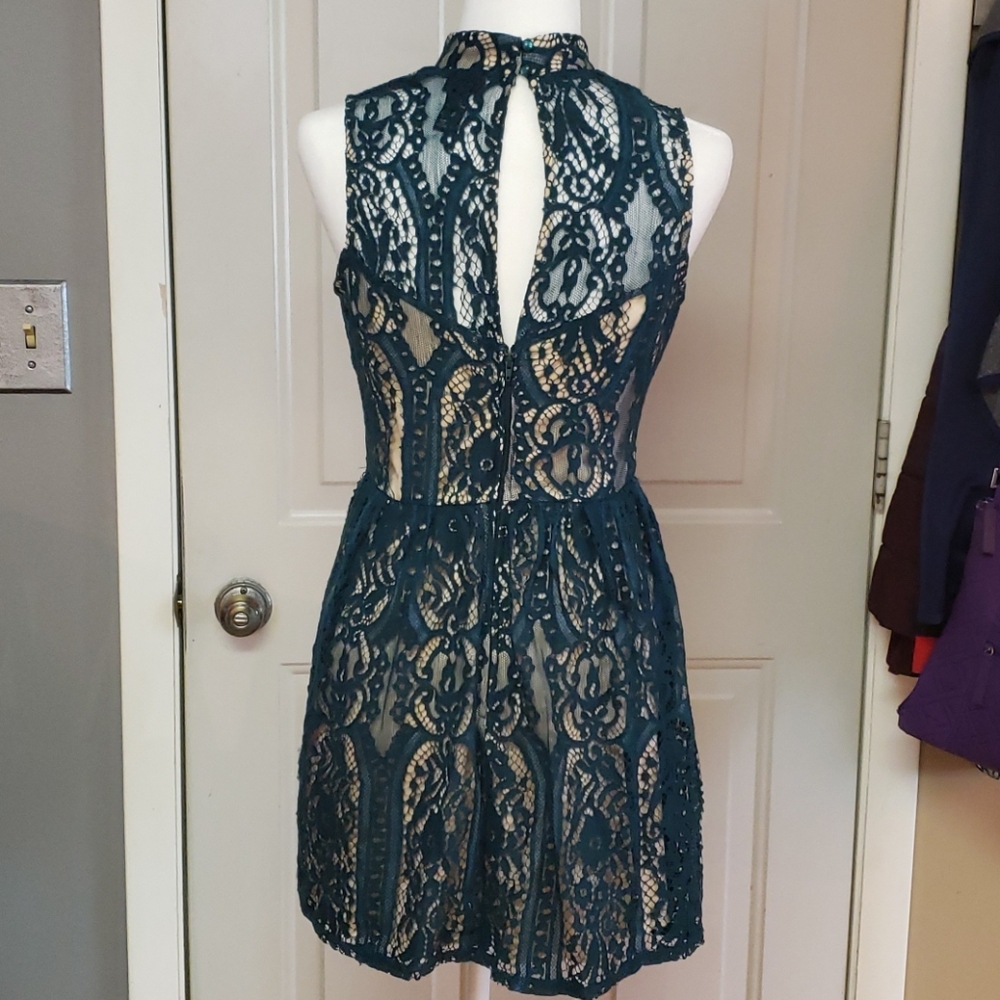🎉HP🎉Rue 21 dress, size medium - Picture 3 of 8